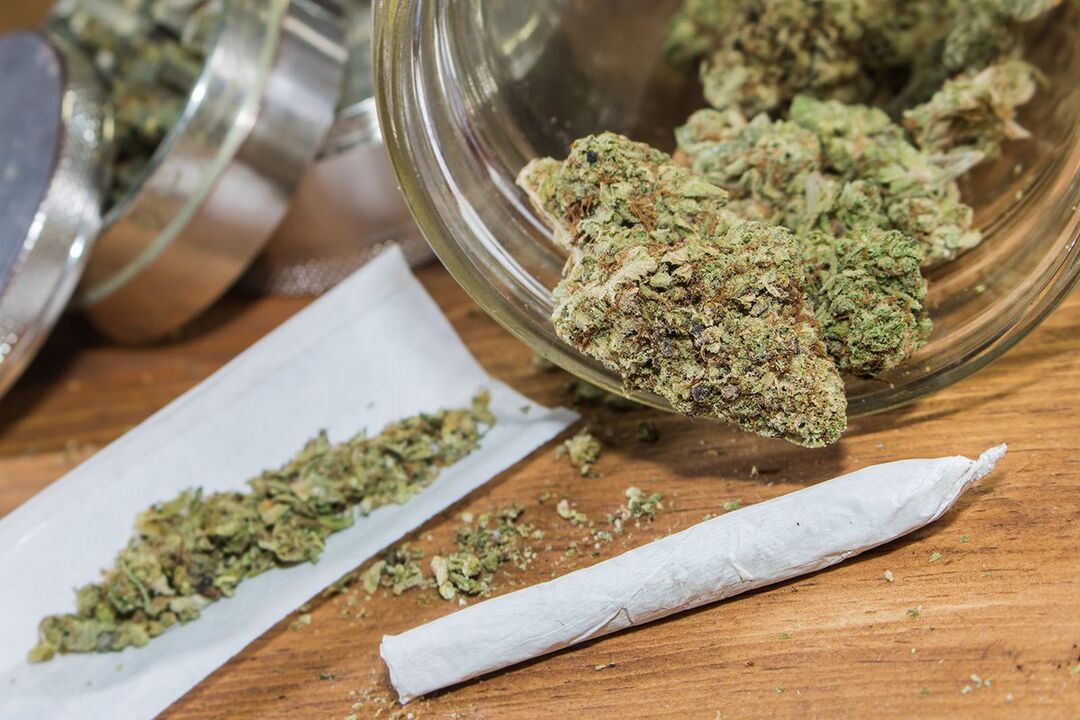 fumar marihuana de diferentes maneras